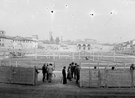 Piazza Mercatale. Interno dell'anfiteatro (a.1909)