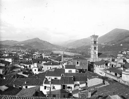 Veduta di Prato (nord) da Palazzo Pretorio