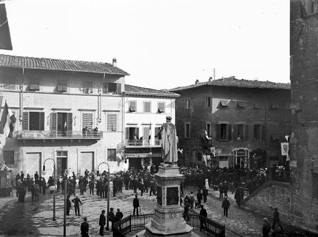 Piazza del Comune (a.1901?)